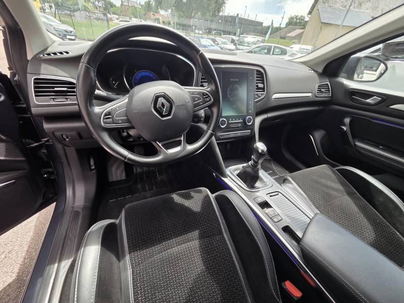 MEGANE IV